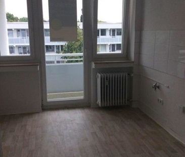 Ihre Zukunft - Ihre Wohnung: modernisierte 2-Zimmer-Wohnung - Foto 2