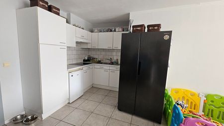 Gezellig en comfortabel appartement op het gelijkvloers in Maasmechelen. - Foto 2