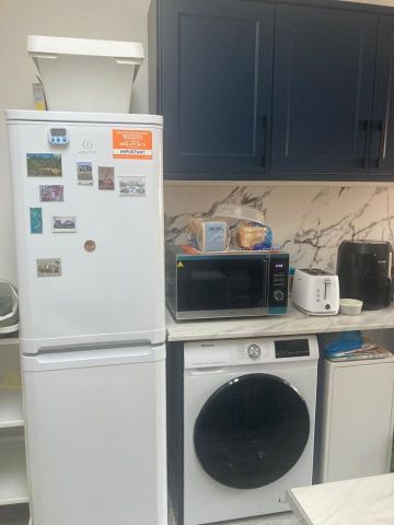 Room in a Shared House, Leygreen Close, LU2 - Photo 3