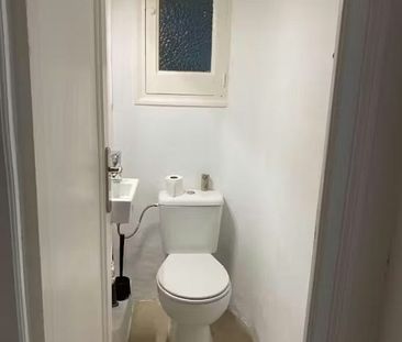 Carrer de Santa Amèlia, Barcelona, Catalonia 08034 - Photo 2