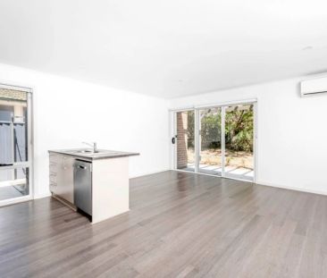 Two Bedroom Modern Villa - Photo 6