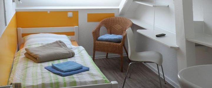 Zimmer Mansardenzimmer Hannover Oststadt zu vermieten - Photo 1