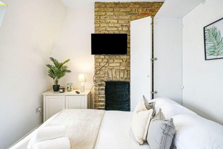Studio to rent - Photo 3