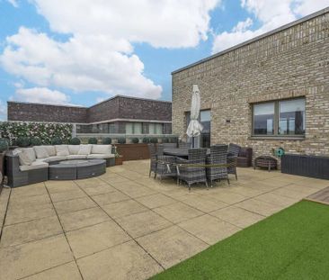 3 bedroom flat to rent - Photo 1