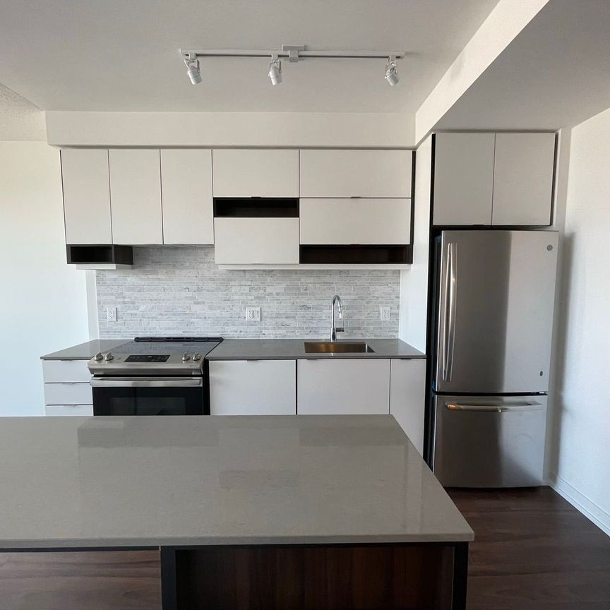 For Lease - 4065 Confederation Parkway Unit# 3305, Mississauga, Ontario - Photo 1