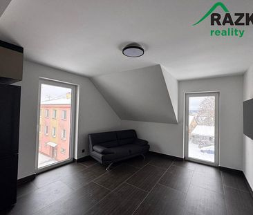 Pronájem bytu 2+kk 50 m² - Fotografie 1