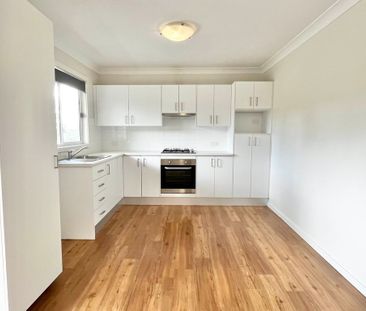40 Edward Street, Charlestown - Photo 6