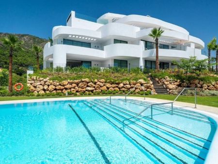 3 bedroom luxury Flat for rent in Marbella, Spain - Photo 5