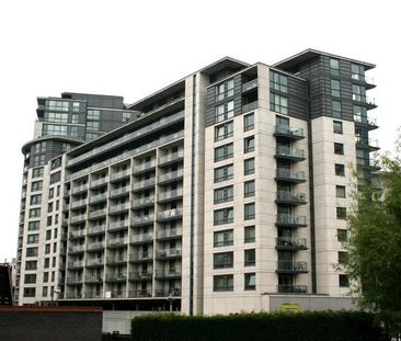 Centenary Plaza, City Centre - Photo 6