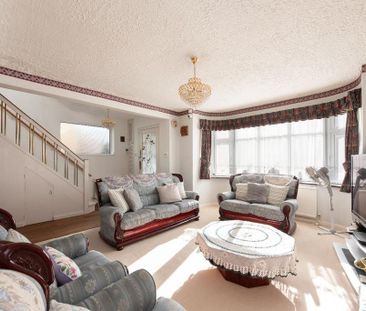 3 bedroom semi-detached house to rent - Photo 5