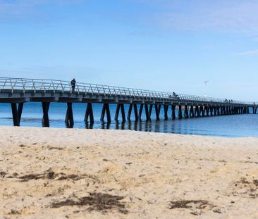 Bayside Living on the Esplanade - Photo 3