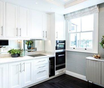 Prince of Wales Terrace, London - Photo 2