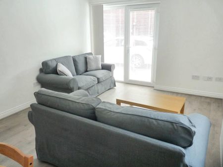 2 bedroom flat to rent - Photo 3