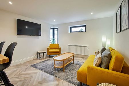 Flowergate - Photo 2