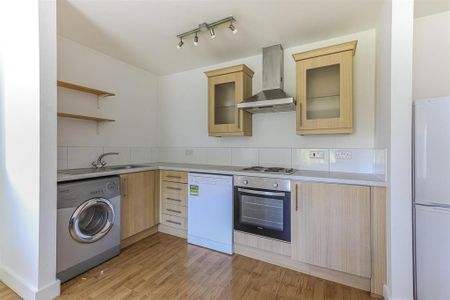 2 bedroom apartment to rent - Photo 5