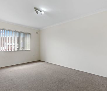 Ideal Location - Minutes to Universities, City, RPA - Photo 6
