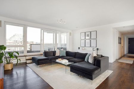 3 bedroom flat to rent - Photo 2