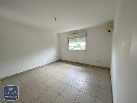 Location Appartement 5 pièces 129m² ST DENIS 97400 - Photo 4