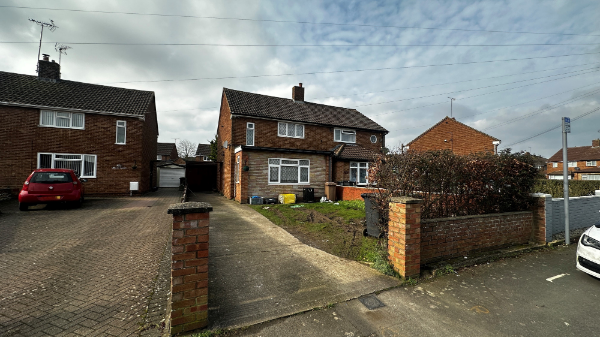 1 bedroom in a house share to rent - Photo 1