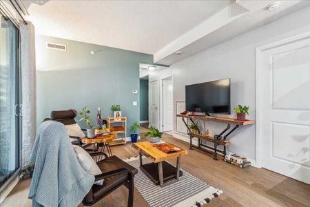 For Lease - 60 Annie Craig Drive Unit# B315, Toronto, Ontario - Photo 4