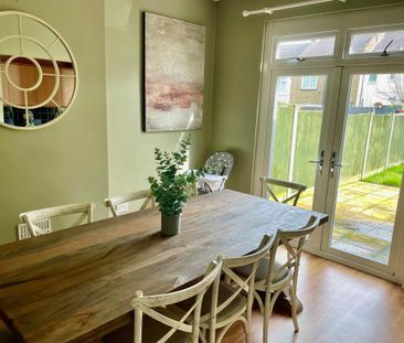 3 bedroom terraced house to rent - Photo 3