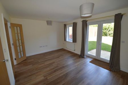 3 bedroom terraced house to rent - Photo 2