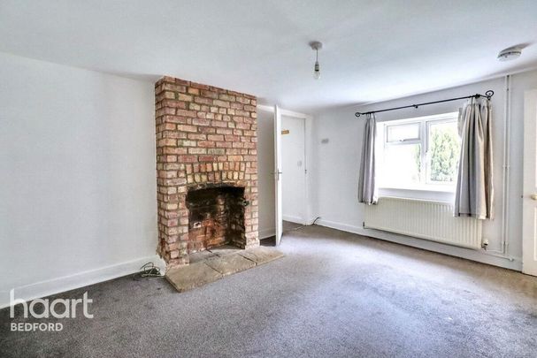 2 bedroom cottage to rent - Photo 1