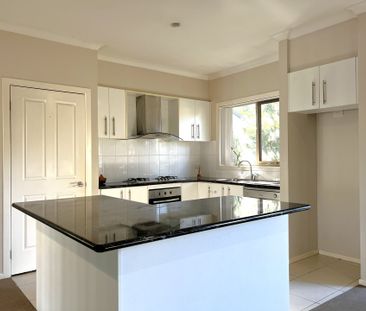 3 Bedroom Unit in Prime Location - Photo 3