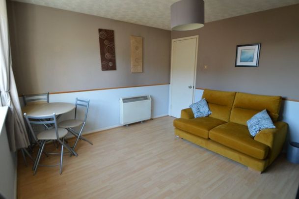 Maplin Park, Langley, Berkshire,SL3 - Photo 1