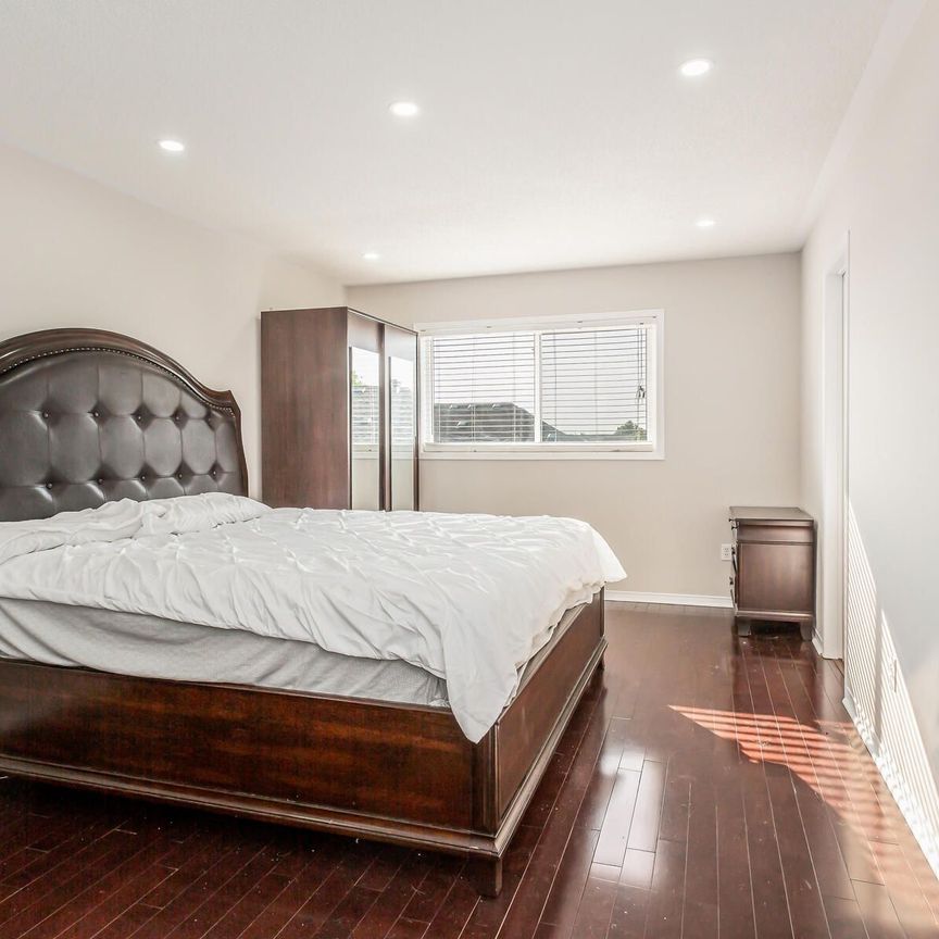 For Lease - 3949 Tacc Drive Unit# Main House, Mississauga, Ontario - Photo 1