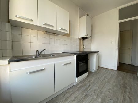 NANCY - rue de Nabécor - 3 PIECES - Photo 4