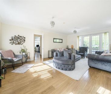 6 bedroom detached house to rent - Photo 4
