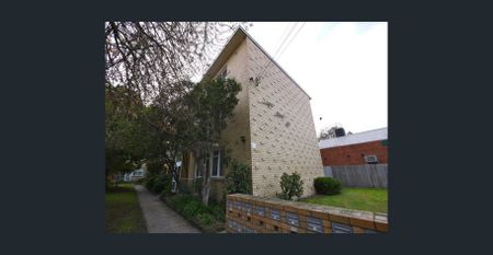 2-Bedroom Unit in Prime Coburg Location - Photo 2