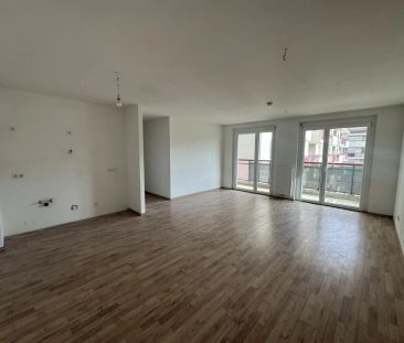 Sehr geräumige 3 Zimmer Genossenschaftswohnung mit Balkon - Photo 5
