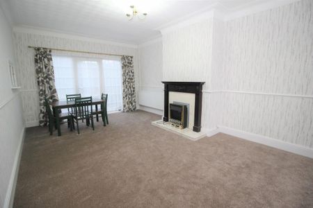 3 bedroom semi-detached house to rent - Photo 3