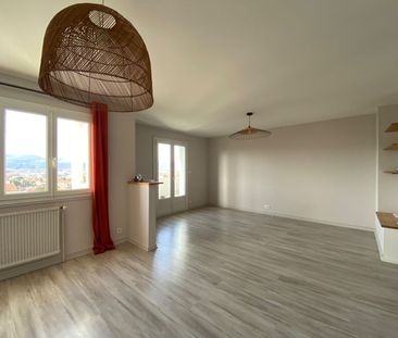 Location Appartement 4 pièces 85m² - Photo 2