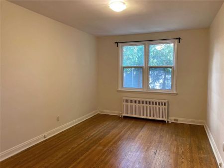 For Lease - 22 Gormley Avenue Unit# Main, Toronto, Ontario - Photo 2