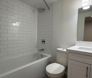 For Lease - 601 Dundas Street Unit# 209, Whitby, Ontario - Photo 6