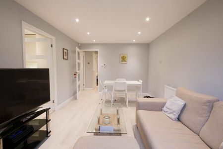 1 Bed Flat, John Maurice Close, SE17 - Photo 5