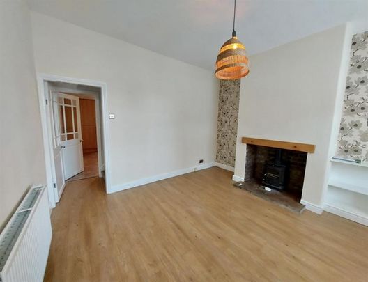 2 Bedroom Terraced To Let - Photo 1