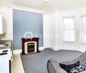 1 bedroom flat to rent - Photo 2