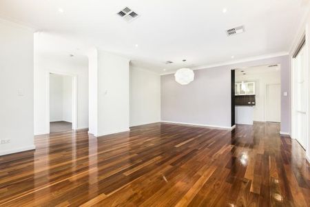 2/144 Were St, Brighton VIC 3186 - Apartment For Rent | Domain - Photo 2