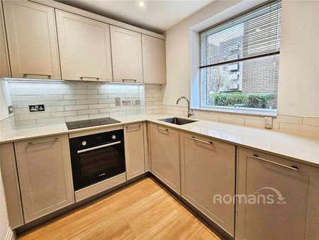 2 bedroom apartment to rent - Photo 4