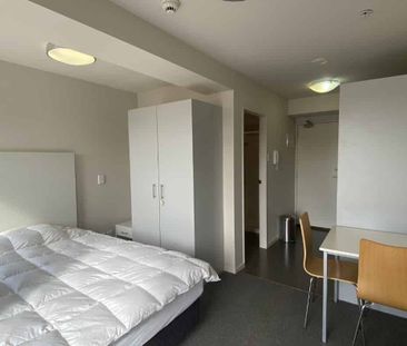 905A/170 Taranaki Street, Te Aro - Photo 1