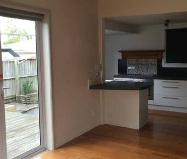 Four Bedroom Home in the Heart of St Albans - Photo 4