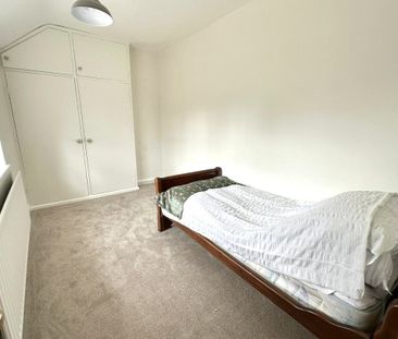 Low Street - Photo 4