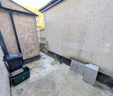 1 bedroom ground floor maisonette to rent - Photo 5
