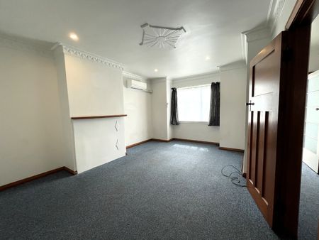 2 BDRM UNIT IN WAIWHETU - Photo 5