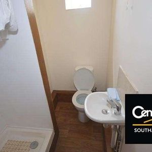 | Ref: |, Denzil Court, Denzil Avenue, Southampton, SO14 - Photo 2