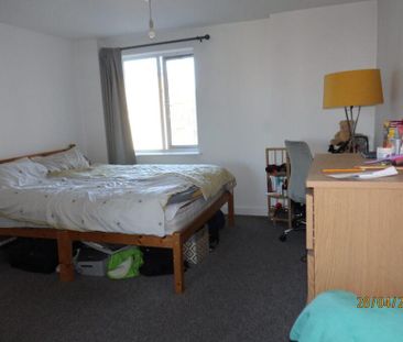 2 bedroom apartment to rent - Photo 6